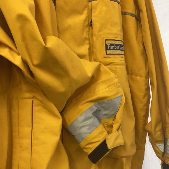 Timberland Mountain To River Performance USED >>>HIGH VIS JACKET<<< - Picture 3 of 16